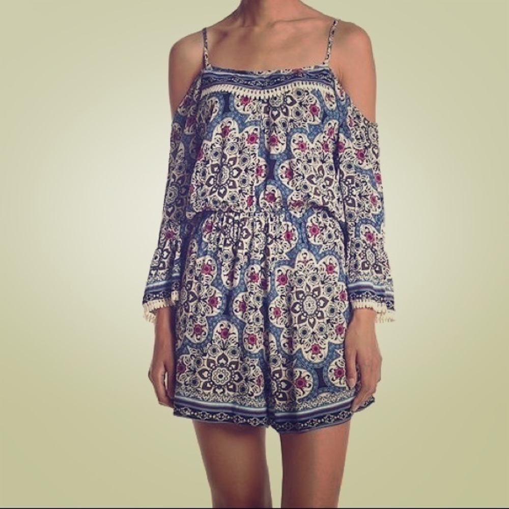 NWT Penelope Rose 🌹 Floral Romper Small & Medium